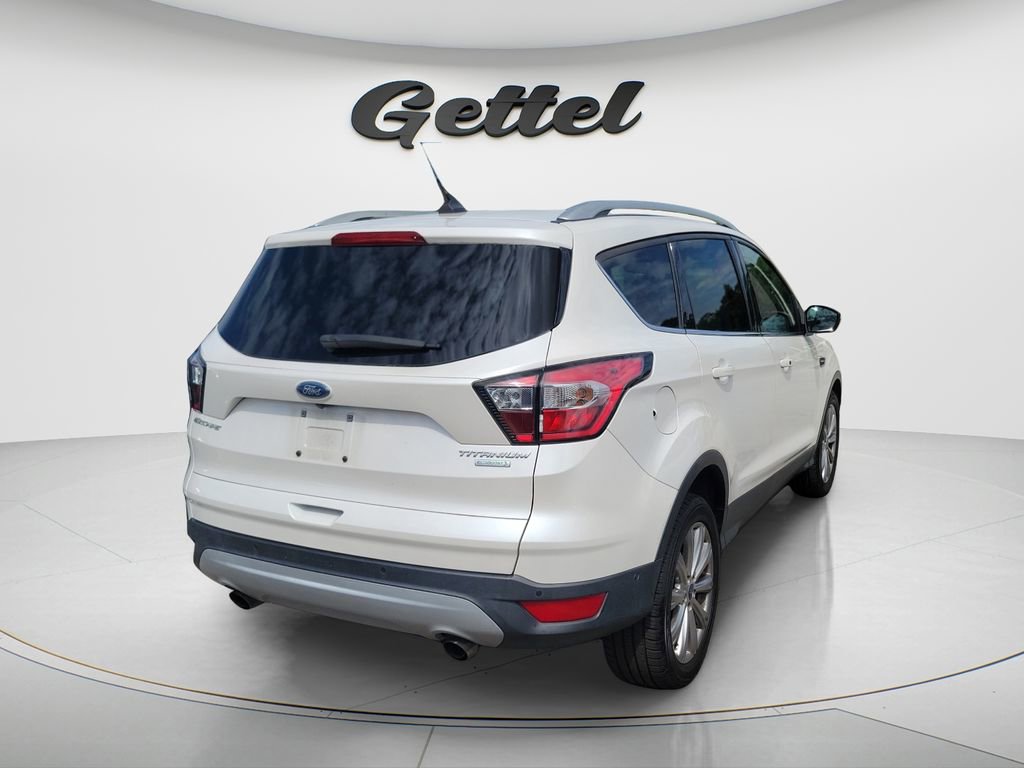 Used 2018 Ford Escape Titanium w/ Ford Safe & Smart Package image 4