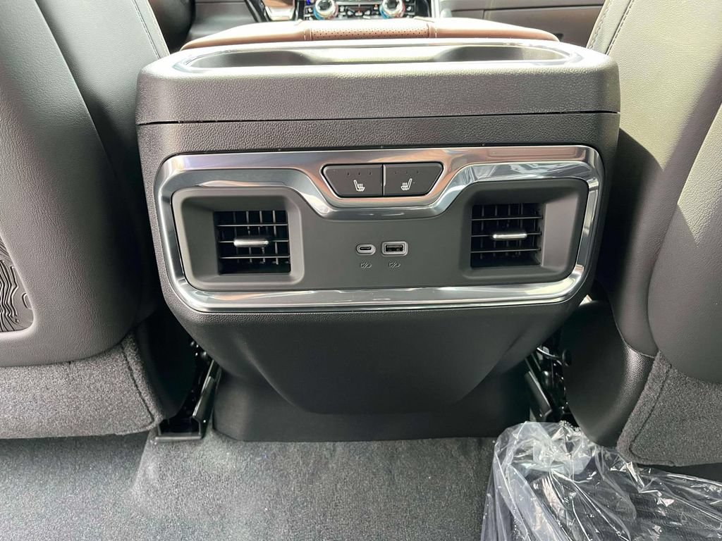 New 2026 GMC Sierra 2500 Denali Ultimate w/ Max Trailering Package AWD/4WD image 15