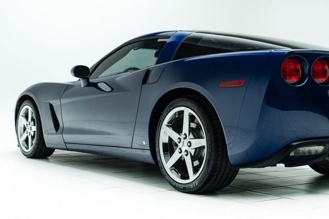 Used 2007 Chevrolet Corvette Coupe w/ Preferred Equipment Group image 19