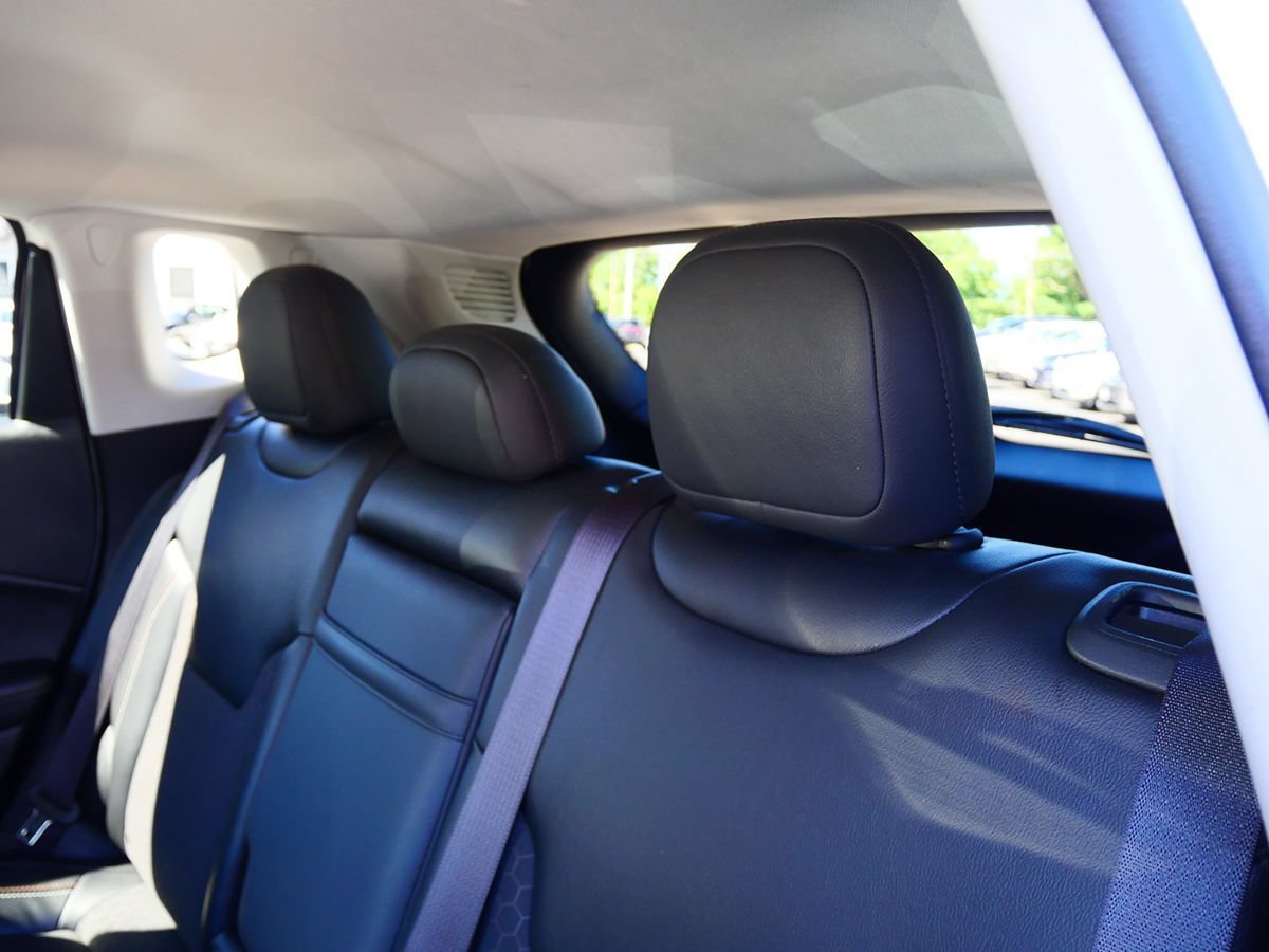 Used 2019 Jeep Compass Latitude w/ Popular Equipment Group AWD/4WD image 24