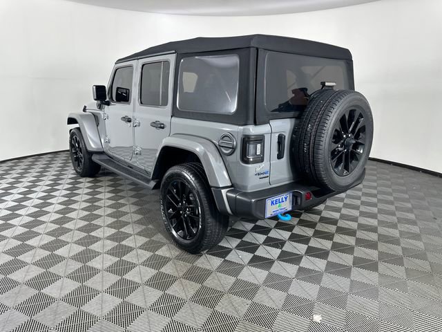 Used 2023 Jeep Wrangler Unlimited Sahara w/ Cold Weather Group AWD/4WD image 4