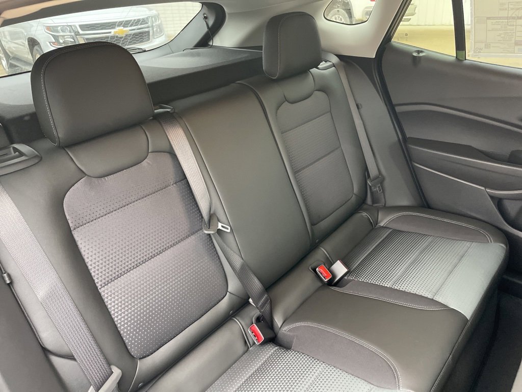 New 2026 Chevrolet Trax LT w/ Driver Confidence Package image 18