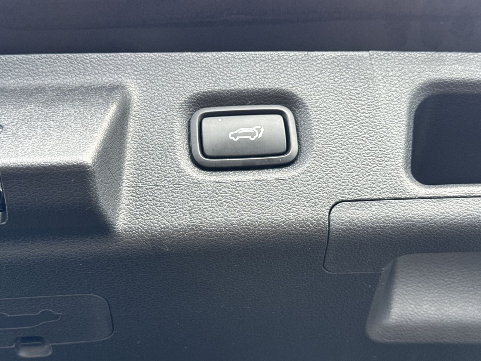 Certified 2023 Hyundai Santa Fe SEL AWD/4WD image 28
