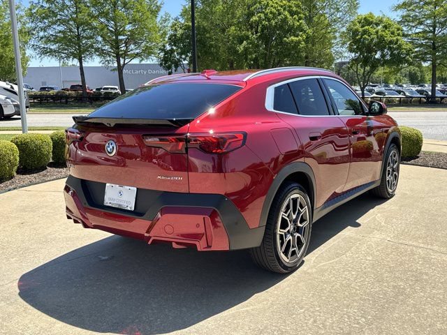 Certified 2025 BMW X2 xDrive28i AWD/4WD image 5