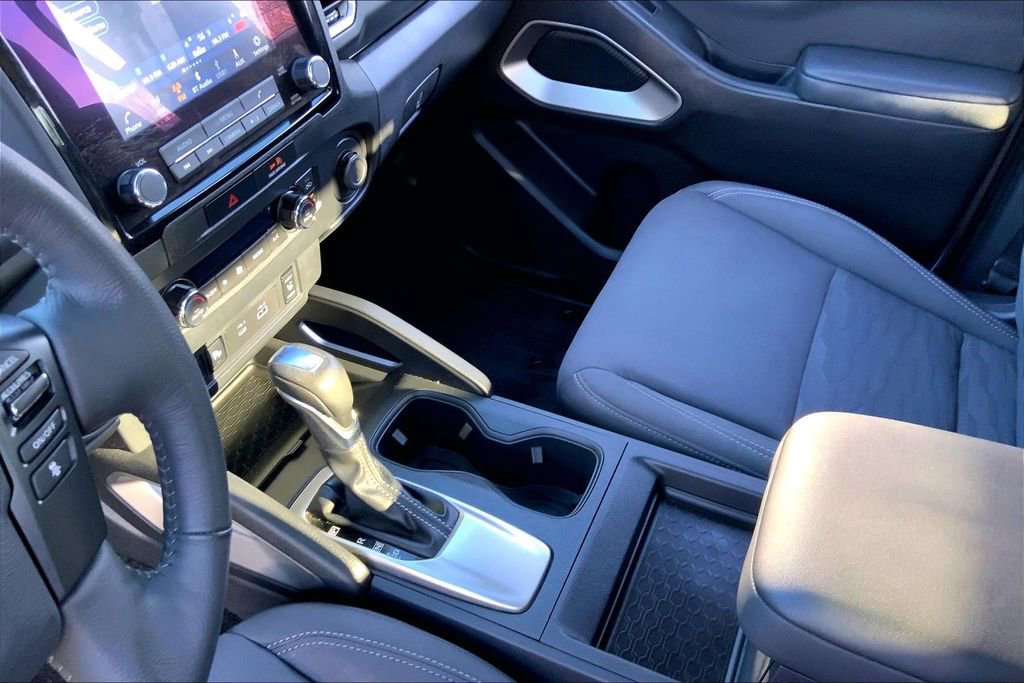 Used 2023 Nissan Frontier SV w/ SV Convenience Package image 13