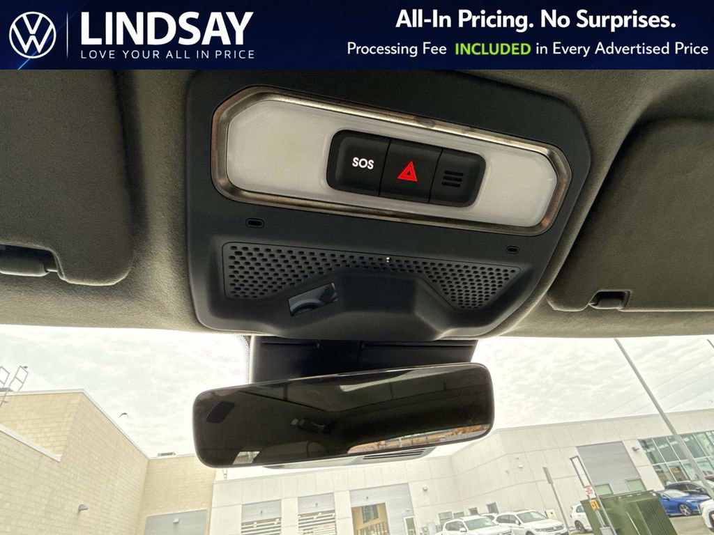 Used 2023 Rivian R1T Adventure image 19