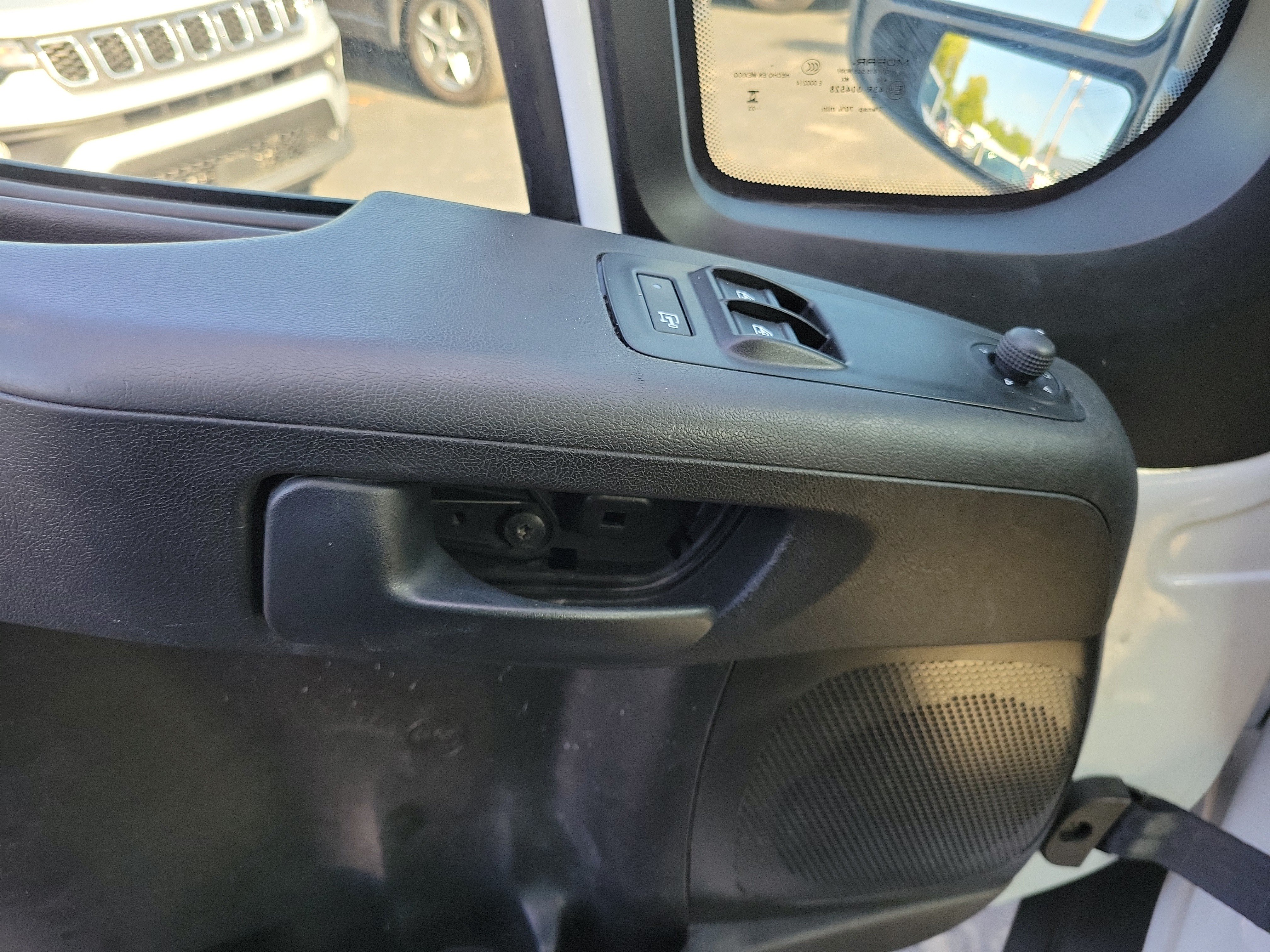 Used 2023 RAM ProMaster 2500 FWD image 17