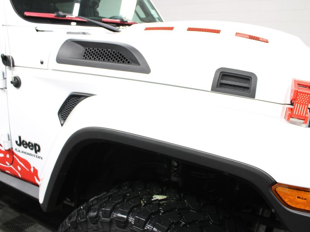 Used 2021 Jeep Gladiator Sport AWD/4WD image 32