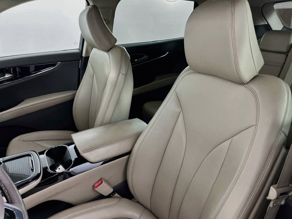 Used 2022 Lincoln Nautilus FWD image 26