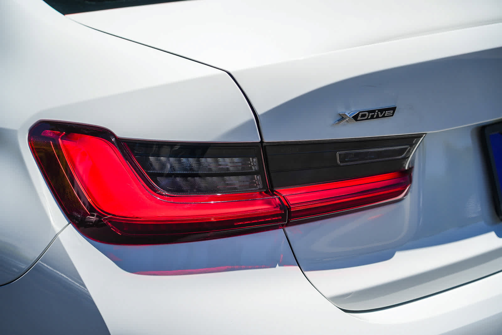 Used 2019 BMW 330i xDrive Sedan w/ Premium Package AWD/4WD image 9