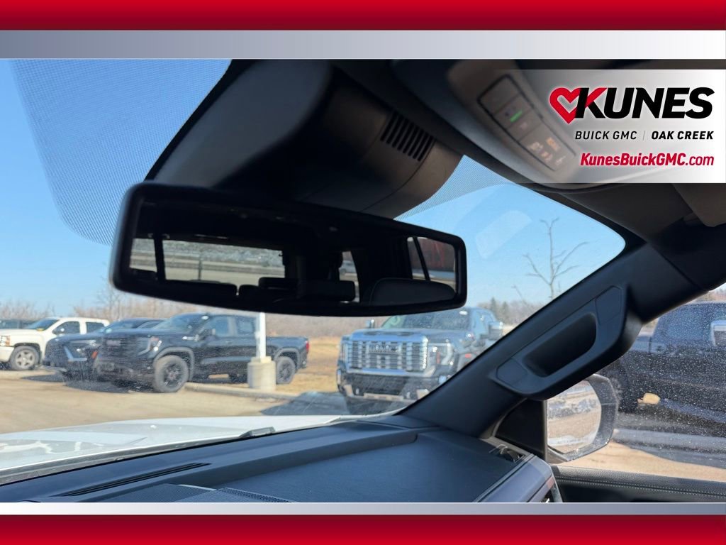 Used 2025 GMC Yukon Denali image 25