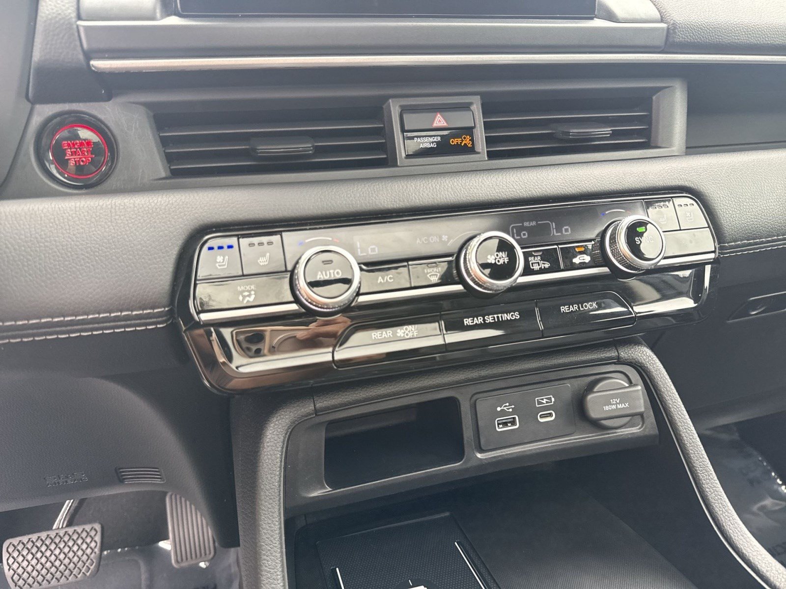 Used 2025 Honda Pilot Elite image 19