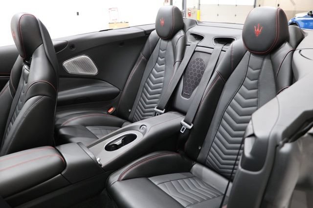 Certified 2024 Maserati GranCabrio Trofeo AWD/4WD image 28