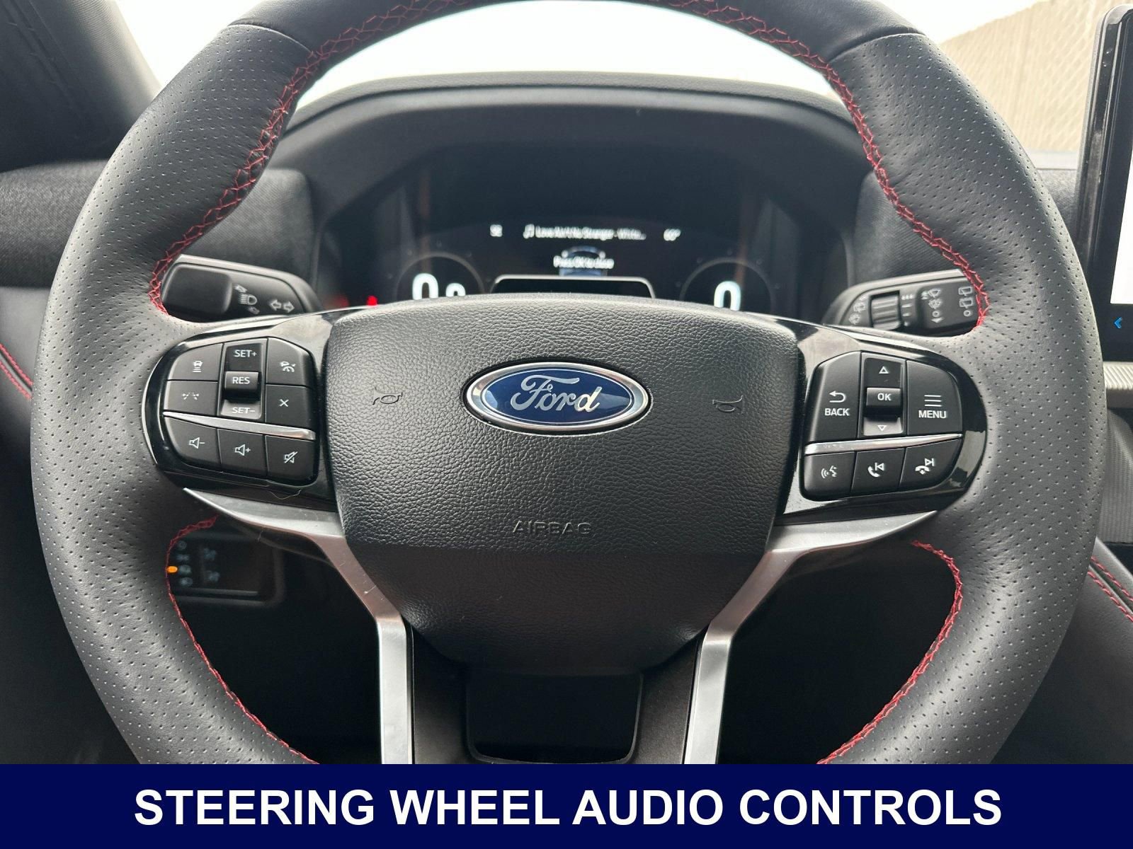 Used 2025 Ford Explorer ST-Line w/ Premium Package AWD/4WD image 27