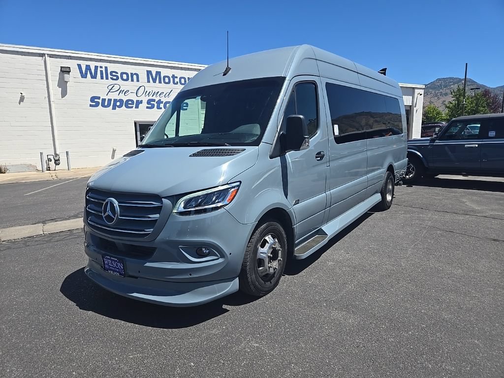 Used 2023 Mercedes-Benz Sprinter 3500 image 1