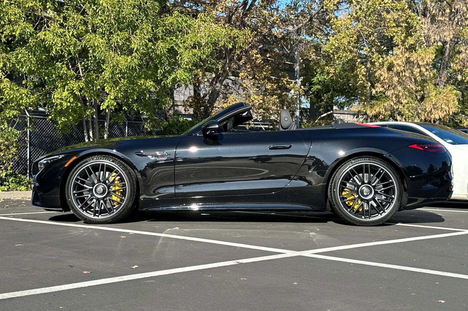 New 2026 Mercedes-Benz SL 63 AMG 4MATIC image 2