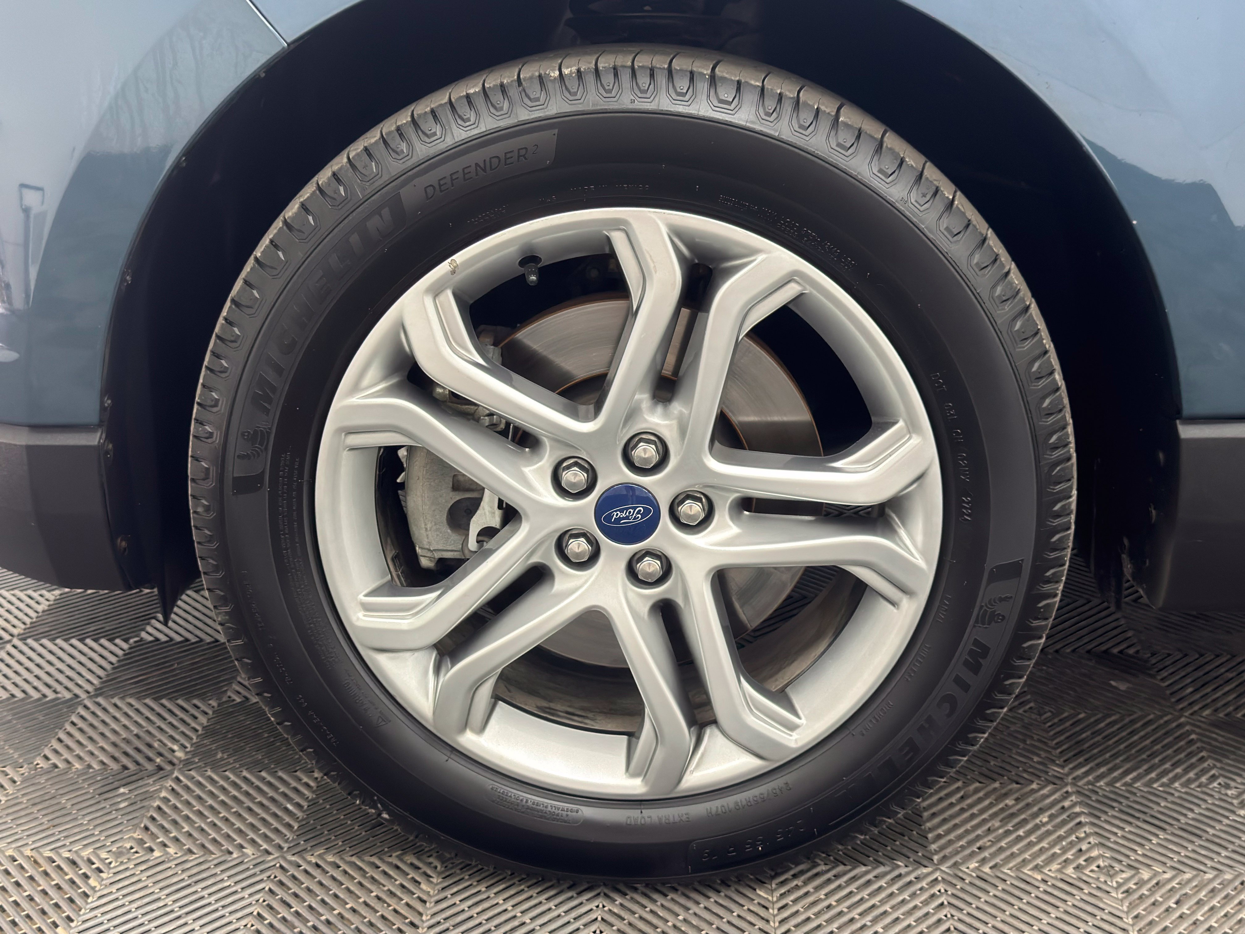 Used 2016 Ford Edge Titanium w/ Equipment Group 301A AWD/4WD image 16