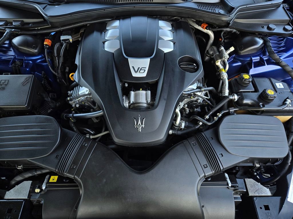 Used 2022 Maserati Ghibli GT image 27