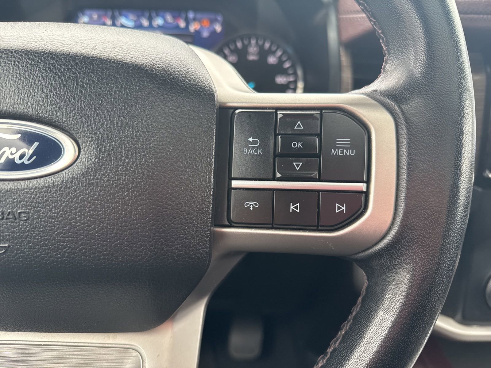 Used 2023 Ford Expedition Limited image 29