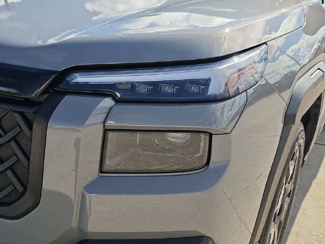 Certified 2026 Subaru Outback Touring AWD/4WD image 6