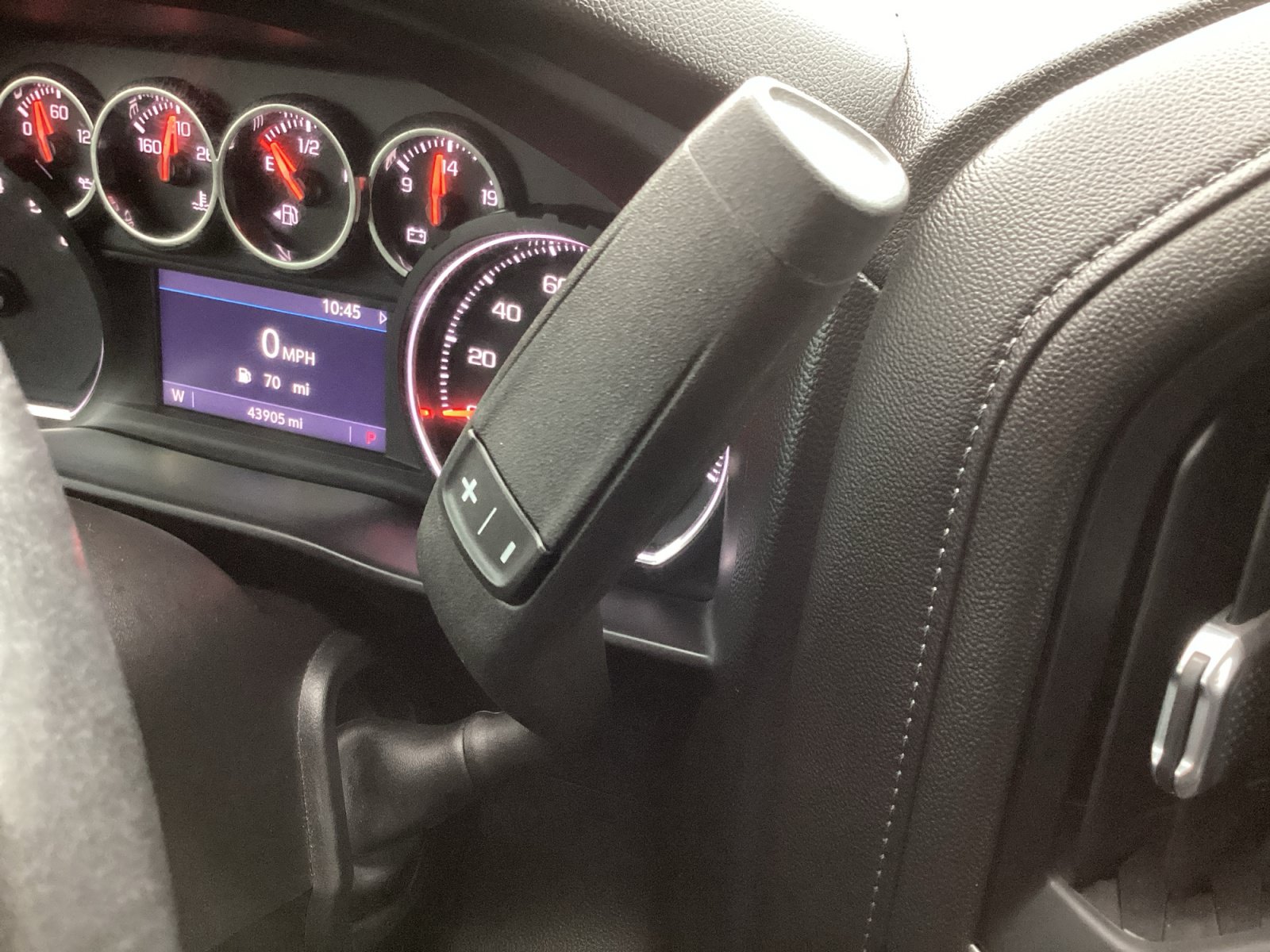Used 2019 Chevrolet Silverado 1500 LT w/ Texas Edition RWD image 26