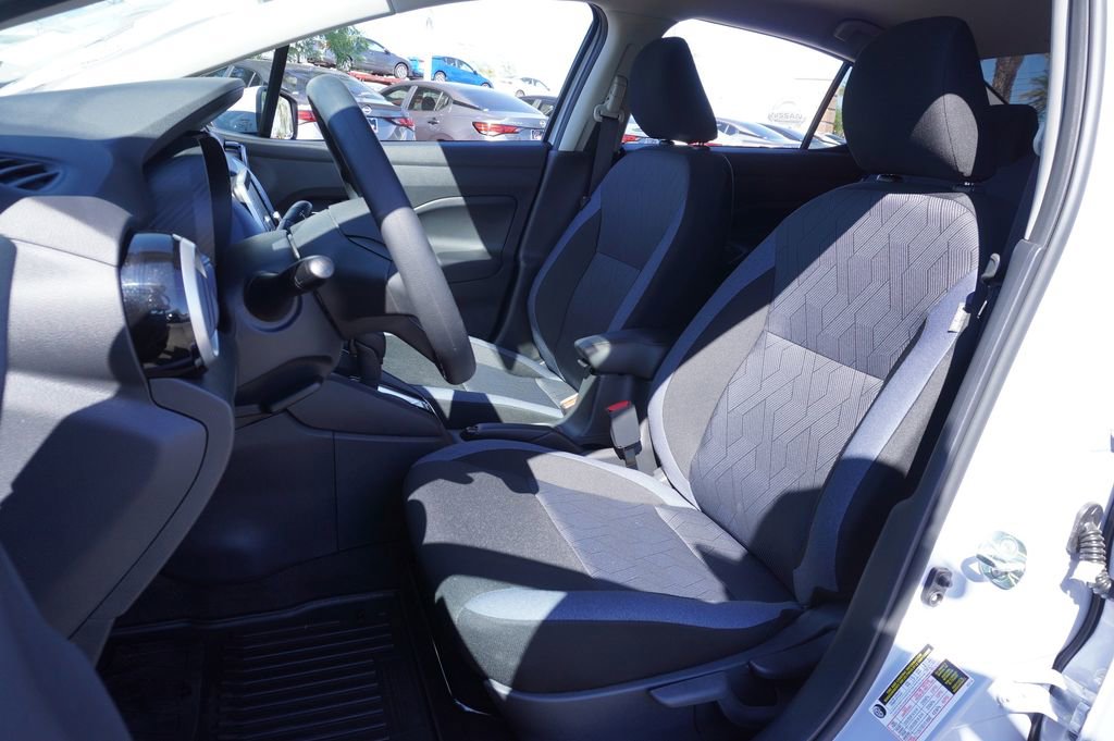 New 2025 Nissan Versa SV w/ Trunk Package FWD image 13