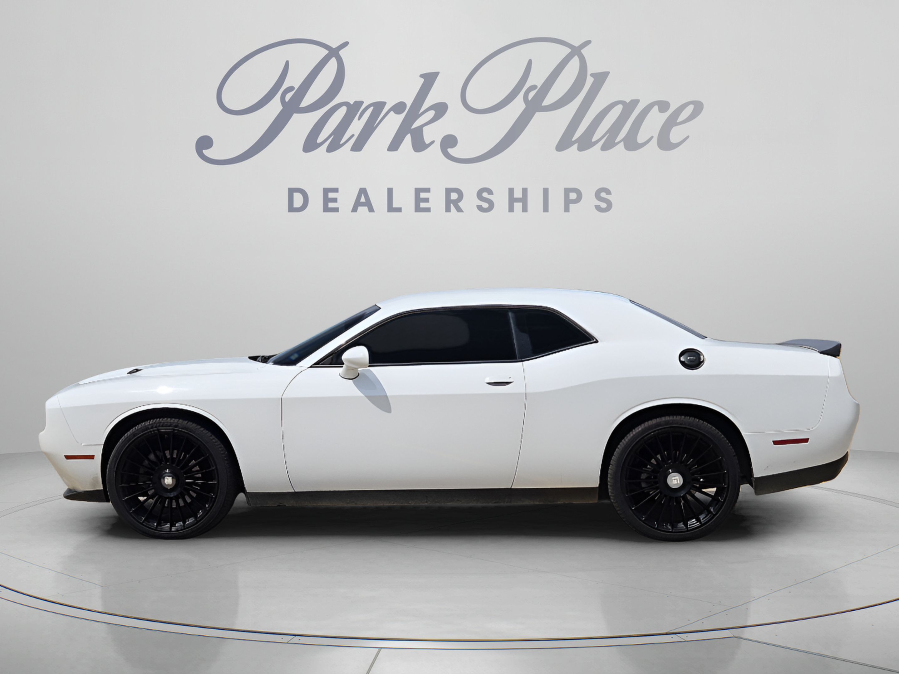 Used 2023 Dodge Challenger SXT w/ Blacktop Package AWD/4WD image 2