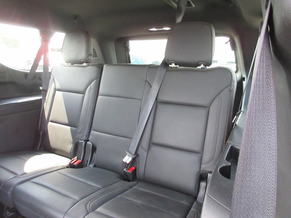 Used 2021 Chevrolet Suburban High Country w/ Premium Package 2 AWD/4WD image 25