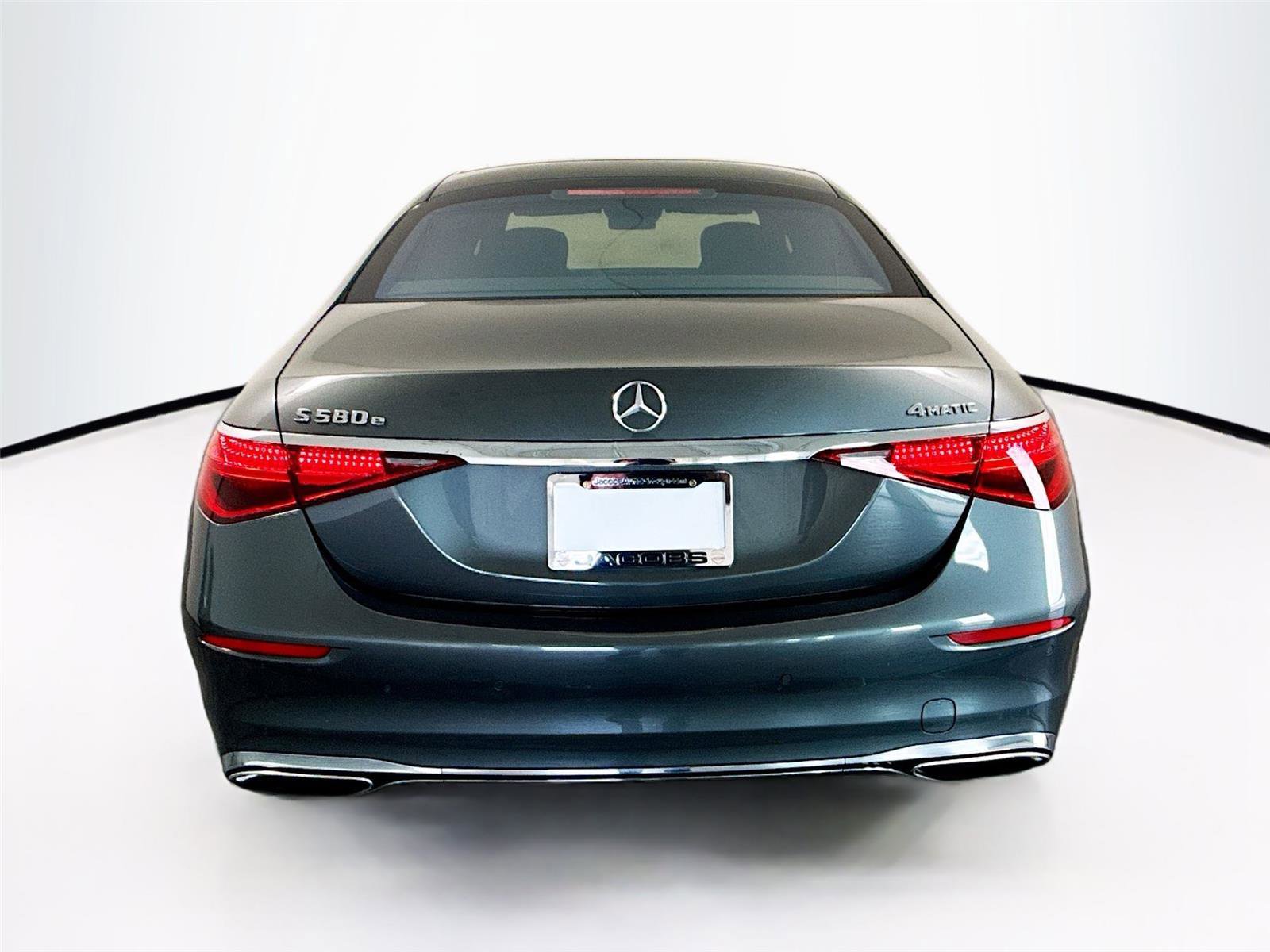 Used 2024 Mercedes-Benz S 580e 4MATIC Sedan image 24