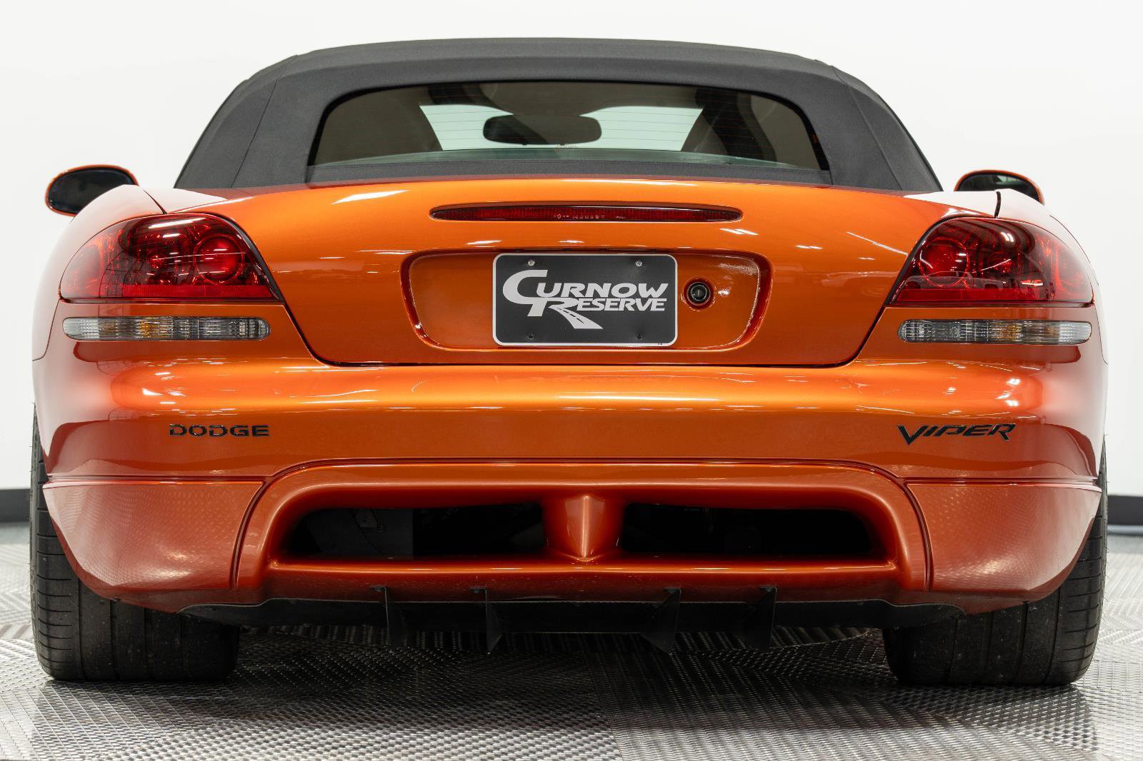 Used 2005 Dodge Viper SRT-10 w/ Copperhead Edition Group RWD image 9