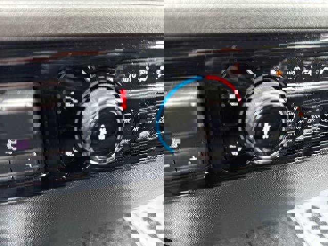 Used 2022 Chevrolet Silverado 1500 RST w/ Z71 Off-Road Package image 22