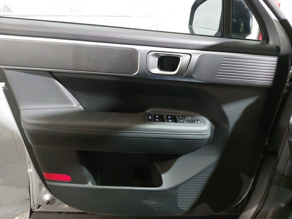 Certified 2025 Hyundai Santa Fe XRT image 28