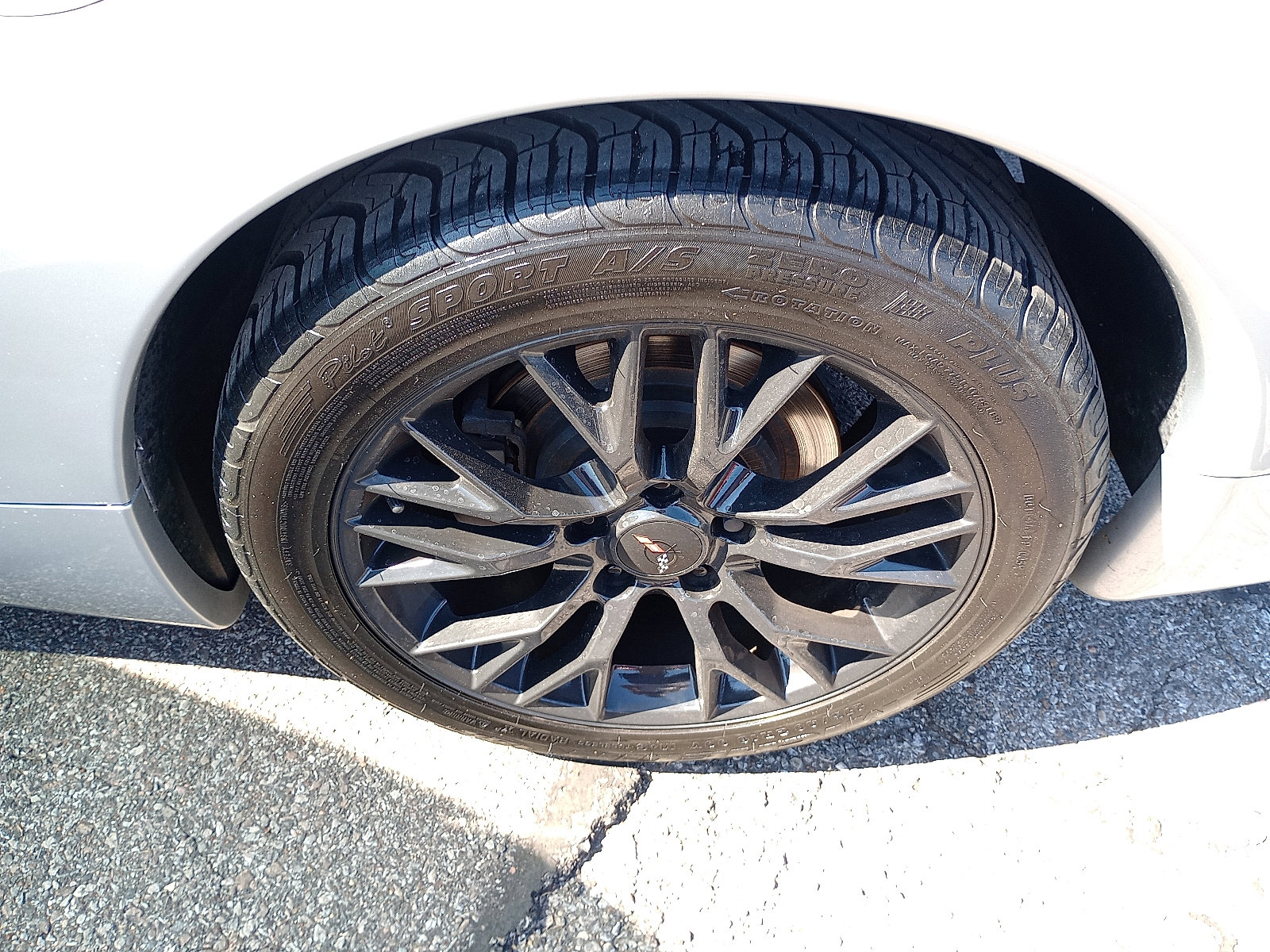 Used 2000 Chevrolet Corvette Coupe w/ Roof Pkg image 10