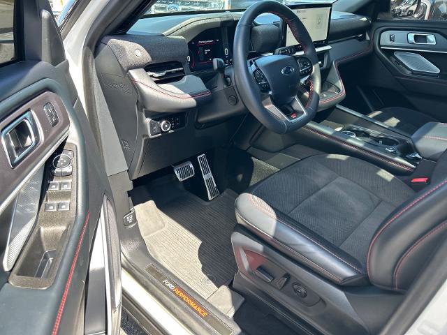 Certified 2025 Ford Explorer ST image 8