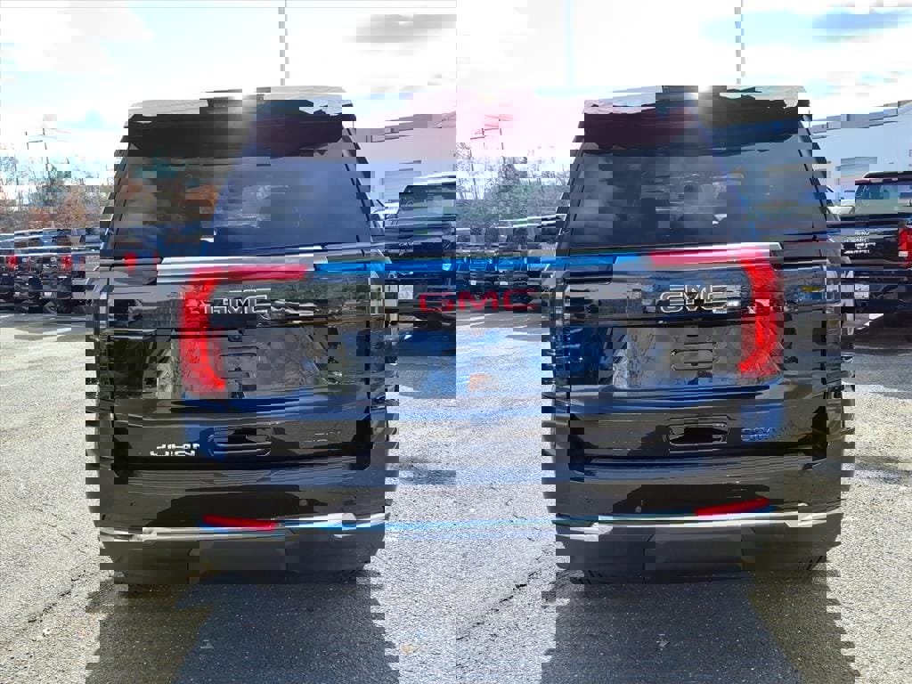 New 2026 GMC Yukon Elevation image 6