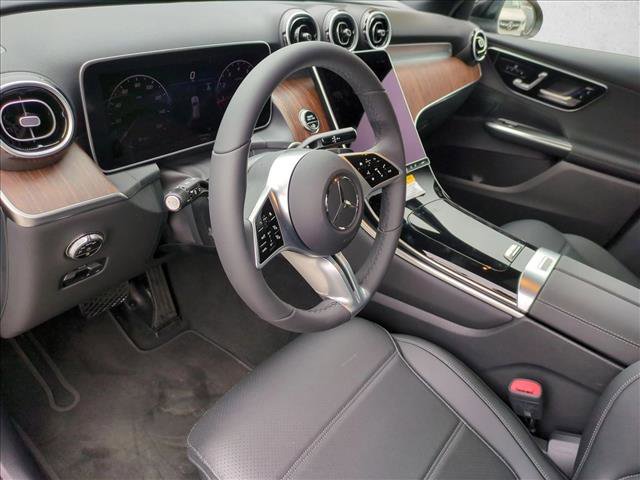 New 2026 Mercedes-Benz GLC 300 image 3
