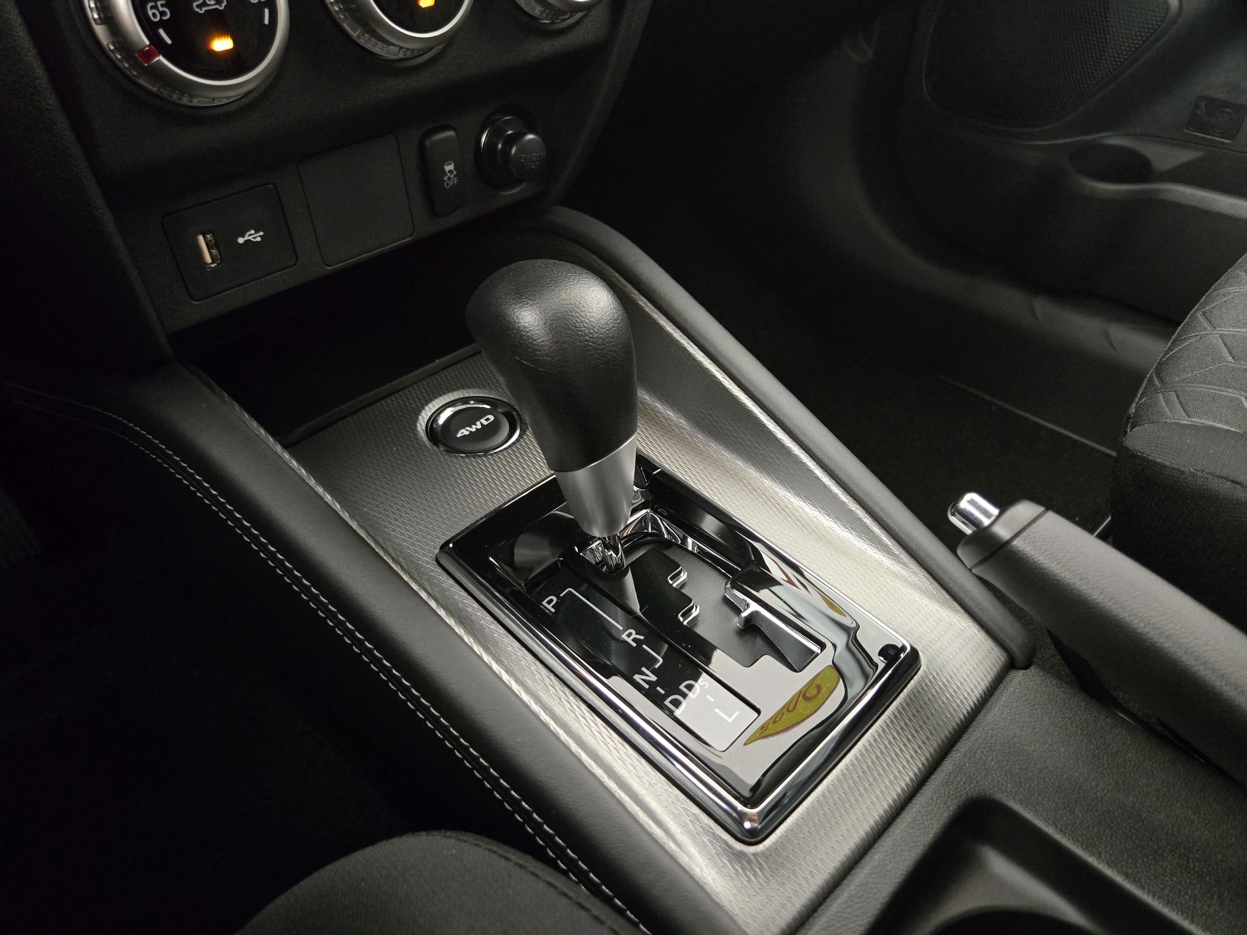 New 2025 Mitsubishi Outlander Sport ES image 21