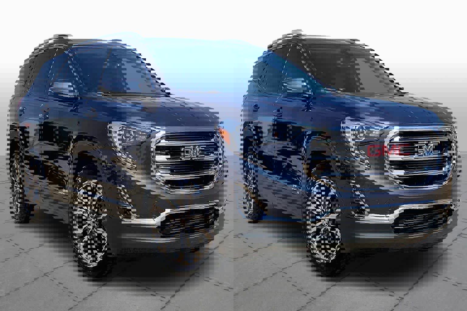 Used 2018 GMC Terrain SLT w/ Preferred Package image 3