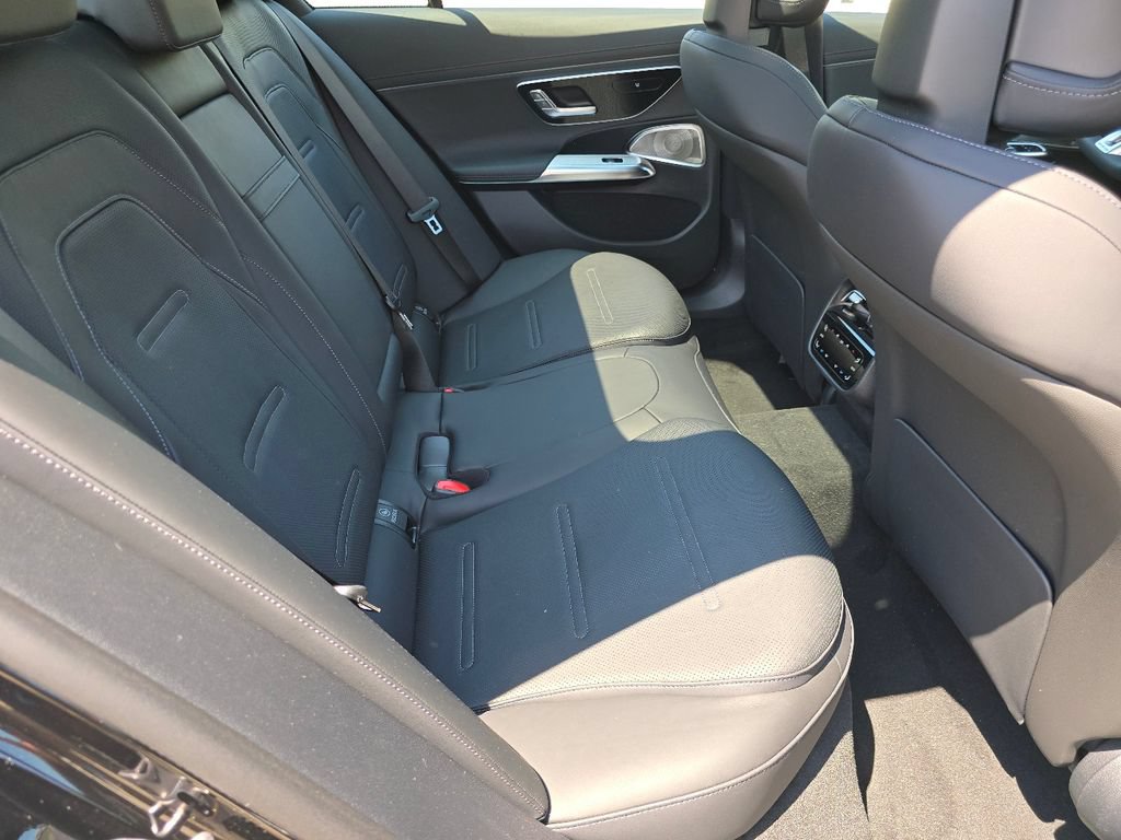 New 2026 Mercedes-Benz E 53 AMG e 4MATIC Sedan image 22