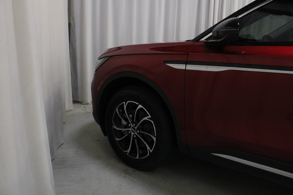 New 2026 Lincoln Nautilus Premier w/ Equipment Group 102A AWD/4WD image 31