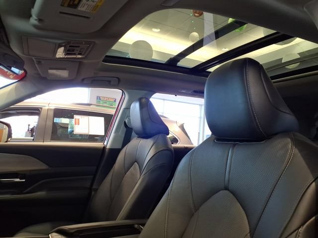 Certified 2025 Toyota Grand Highlander FWD image 18