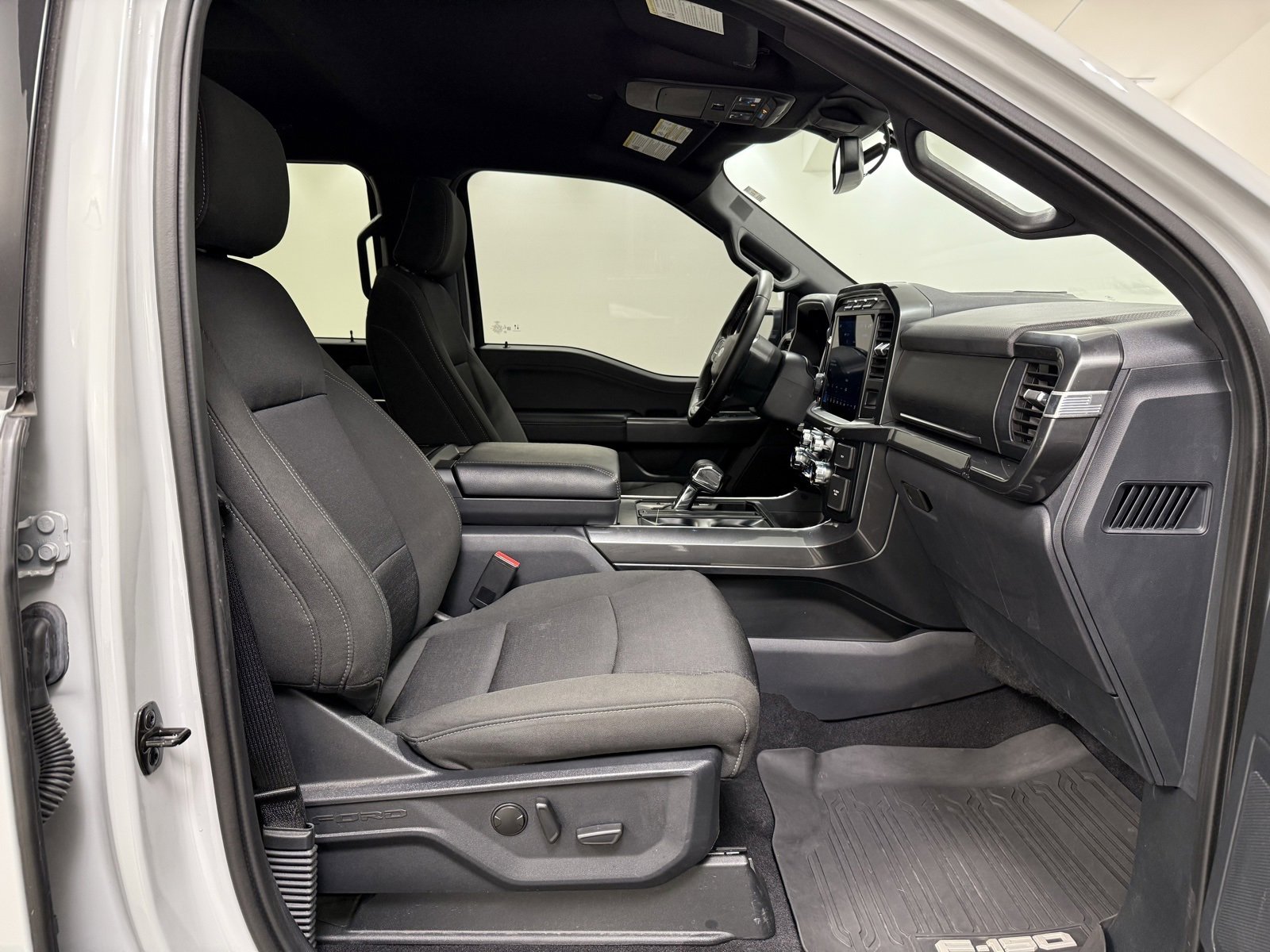 Used 2023 Ford F150 XLT w/ Equipment Group 302A High image 31