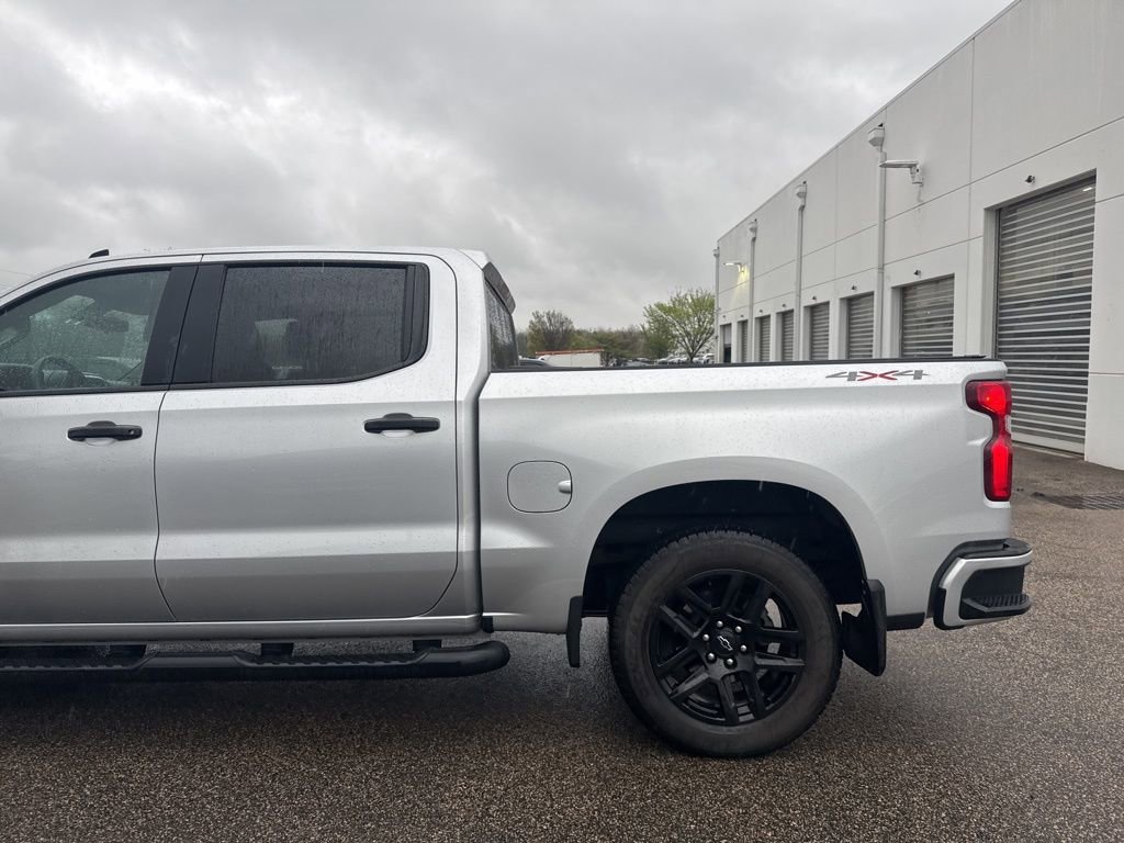 Used 2022 Chevrolet Silverado 1500 Custom w/ Rally Edition AWD/4WD image 8