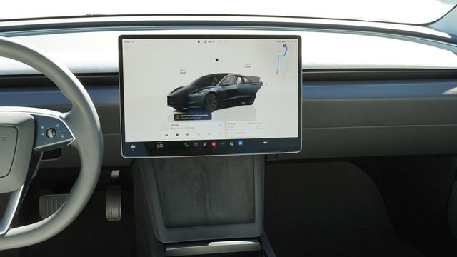Used 2025 Tesla Model 3 Long Range image 15