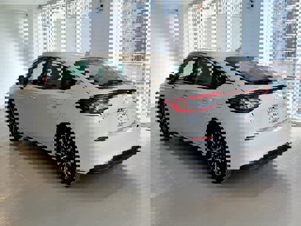 Used 2022 Honda Civic EX-L image 6