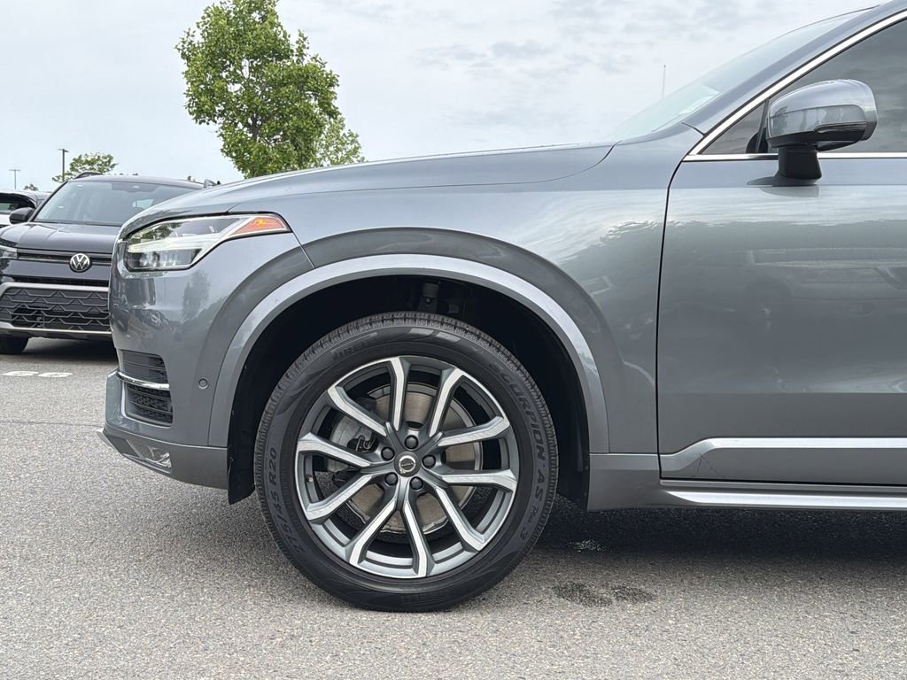 Used 2018 Volvo XC90 T6 Momentum w/ Convenience Package AWD/4WD image 9