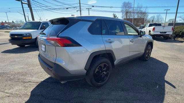 Used 2025 Toyota RAV4 LE image 8