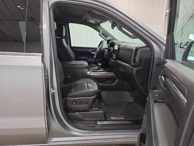 Used 2024 Chevrolet Silverado 1500 LTZ AWD/4WD image 31