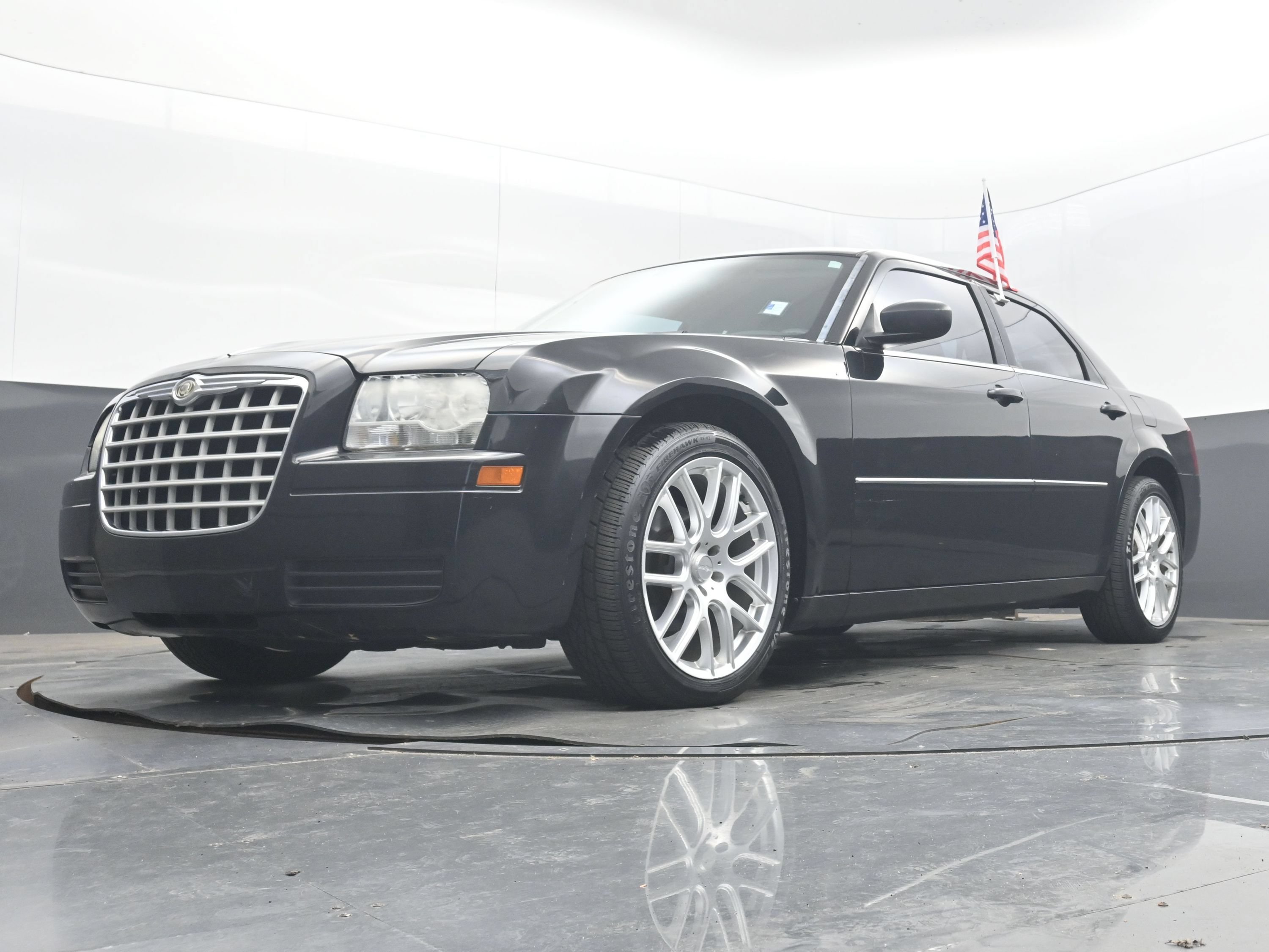 Used 2008 Chrysler 300 LX RWD image 22