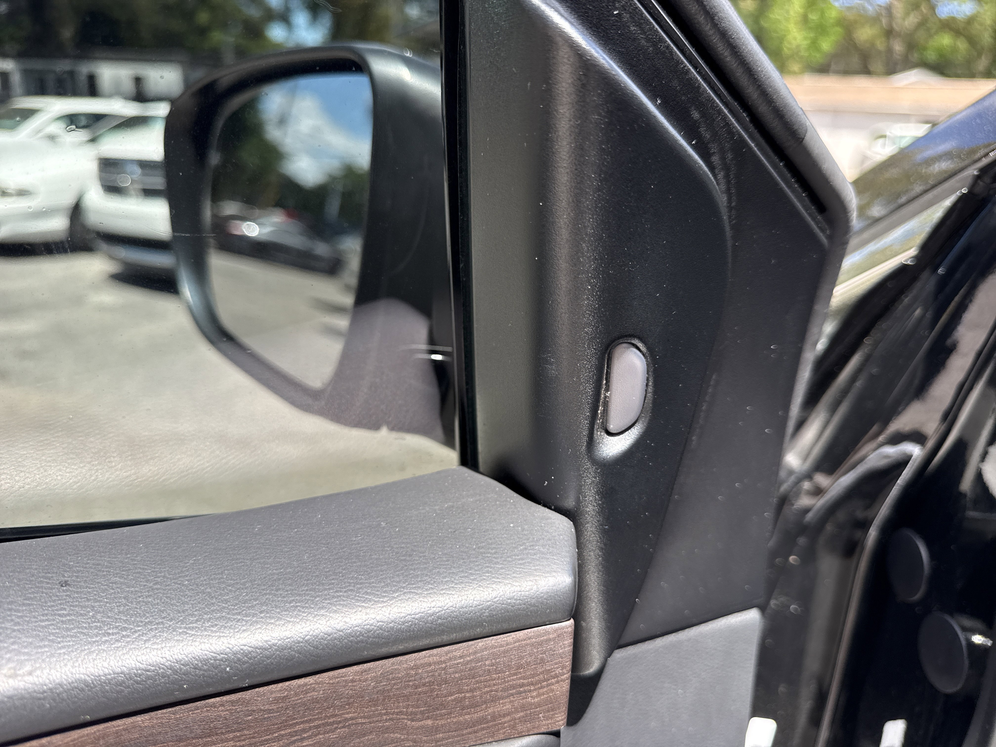 Used 2019 Nissan Murano Platinum FWD image 36